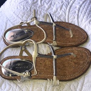 Kenneth Cole Sandals